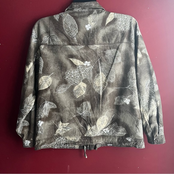 Vintage 90’s EVR Silk Leaf Print Bomber Jacket - Picture 2 of 7